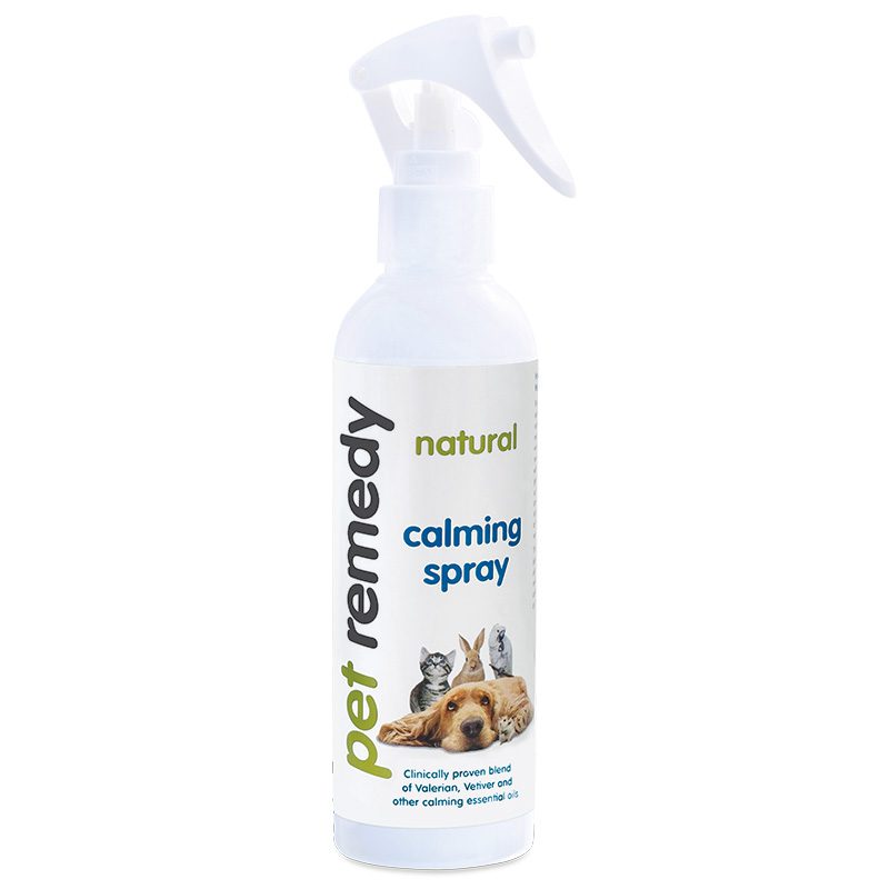 Pet Remedy Calming Spray for dogs and cats – natural fast-acting anxiety relief for pets using valerian and essential oils