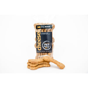 Cheese & Natural Yeast Extract dog biscuits for larger breeds