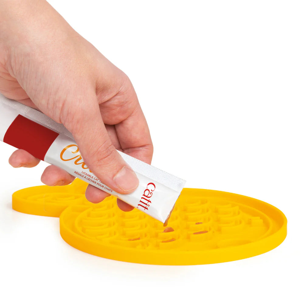 Catit creamy fish shaped cat feeding mat